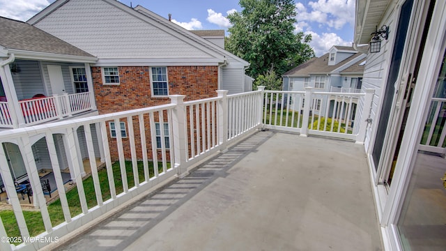 316 Tulip Ln, Freehold, NJ 07728 - photo 34