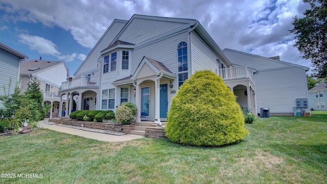 316 Tulip Ln, Freehold, NJ 07728 - photo 2