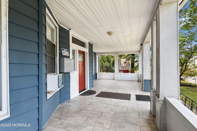 184 N Walnut St, East Orange, NJ 07017 - photo 3
