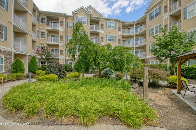 540 Cranbury Rd Unit 219, East Brunswick, NJ 08816 - photo 31