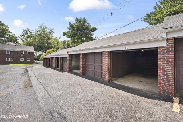 82 Manor Dr Unit 803, Red Bank, NJ 07701 - photo 17