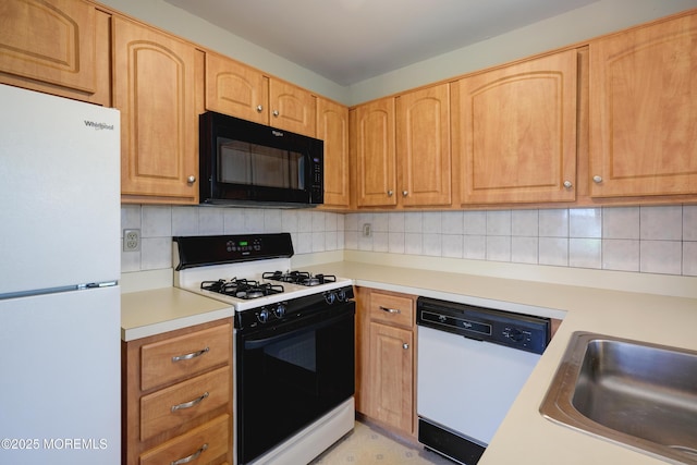 12 Terrier Ct, Tinton Falls, NJ 07753 - photo 11