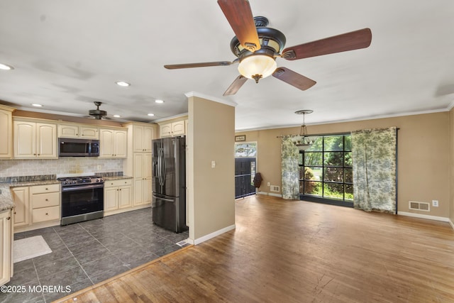44 Koenig Ln, Freehold, NJ 07728 - photo 9