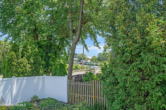404 Branchport Ave, Oceanport, NJ 07757 - photo 38