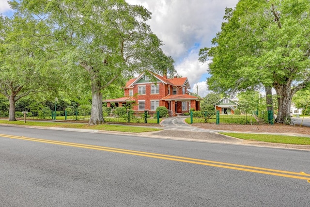 902 SE 2nd St, Moultrie, GA 31776 - view of front of house featuring brick siding