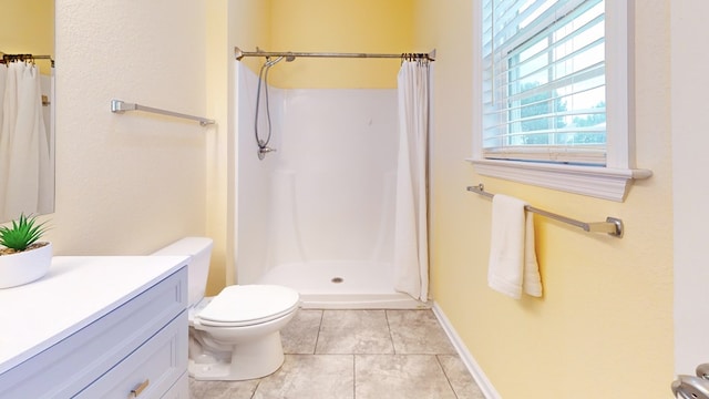 314 Grove Pointe Dr, Thomasville, GA 31792 - full bathroom with vanity, a shower with shower curtain, tile patterned floors, and toilet