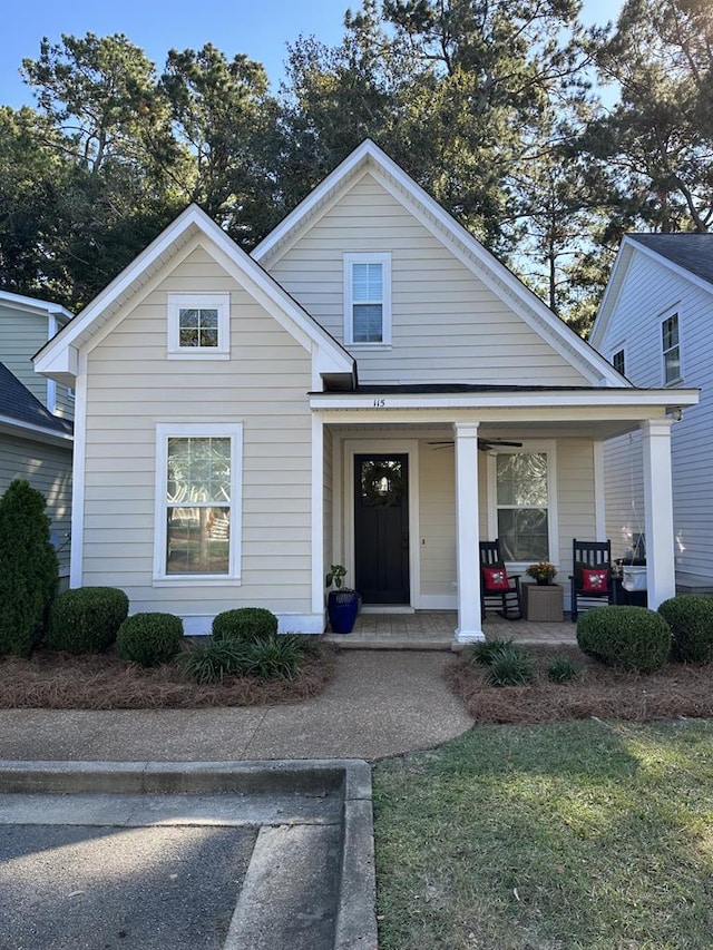 view of front of house featuring a porch