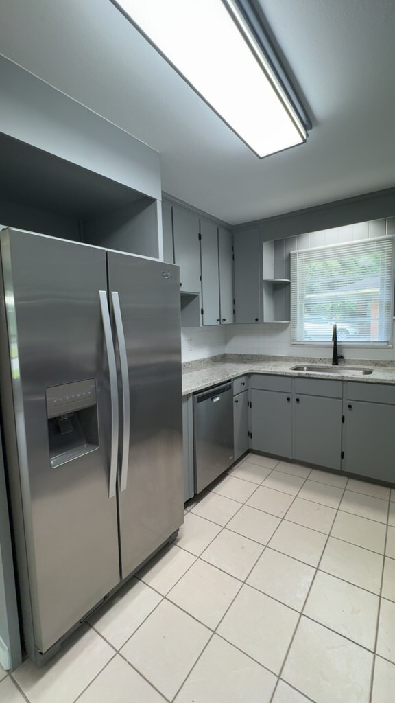 1812 Whitehurst St, Thomasville, GA 31792 - photo 12