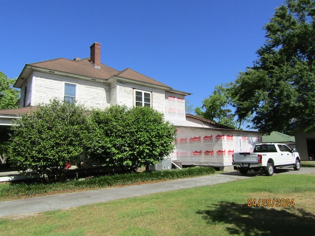 view of property exterior