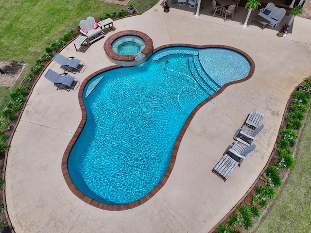 1017 Rowland Rd, Boston, GA 31626 - view of swimming pool featuring a patio area and a pool with connected hot tub
