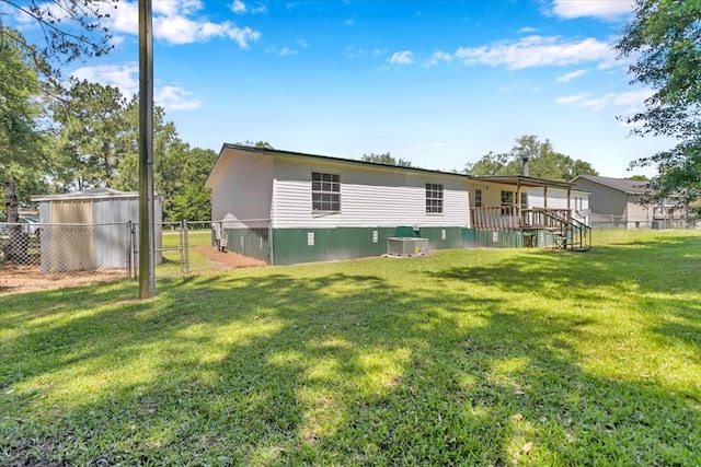 157 Quail Rdg, Moultrie, GA 31788 - rear view of property with cooling unit