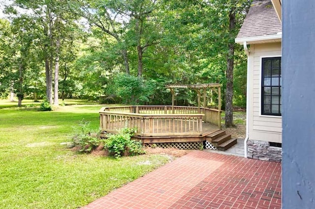 200 Sawgrass Ln, Thomasville, GA 31757 - wooden deck with a yard and view of wooded area