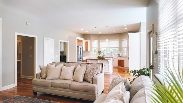 200 Sawgrass Ln, Thomasville, GA 31757 - living area featuring light wood-style flooring and recessed lighting