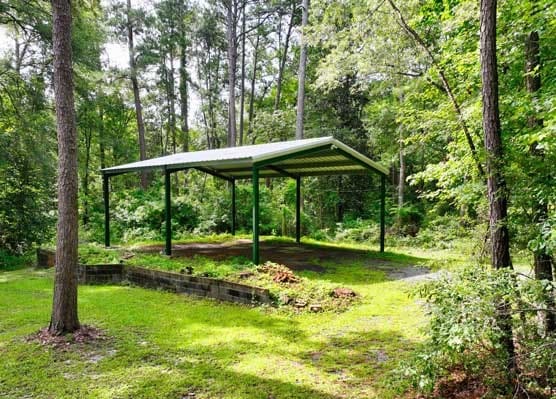 200 Sawgrass Ln, Thomasville, GA 31757 - surrounding community with a detached carport and a yard