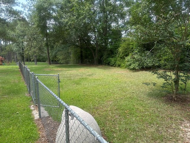 6715 Stewart Rd, Ochlocknee, GA 31773 - view of yard