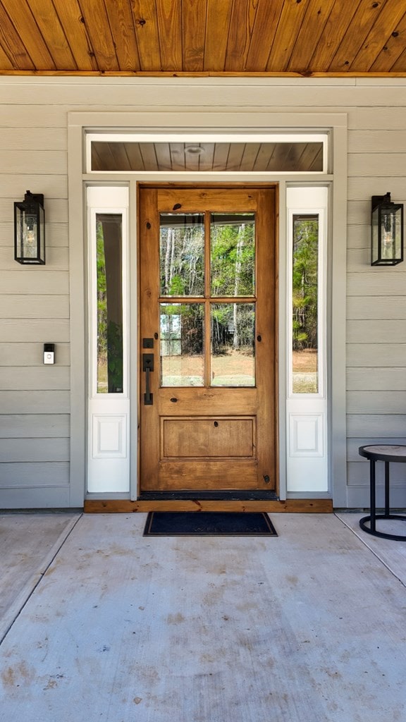 view of entrance to property