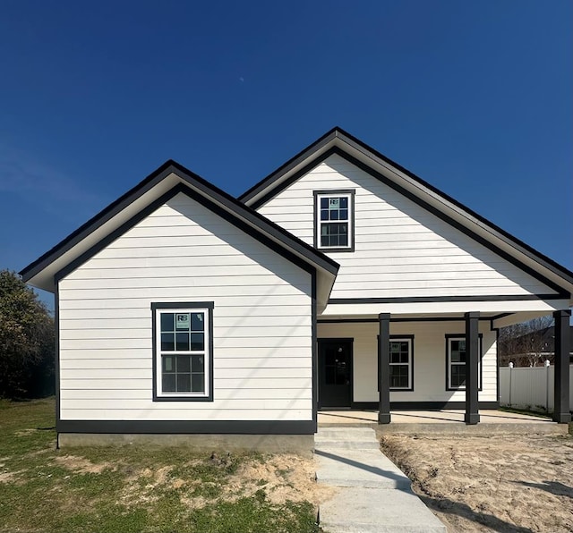 view of front of property