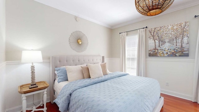 7827 Metcalf Rd, Thomasville, GA 31792 - bedroom with crown molding and wood finished floors