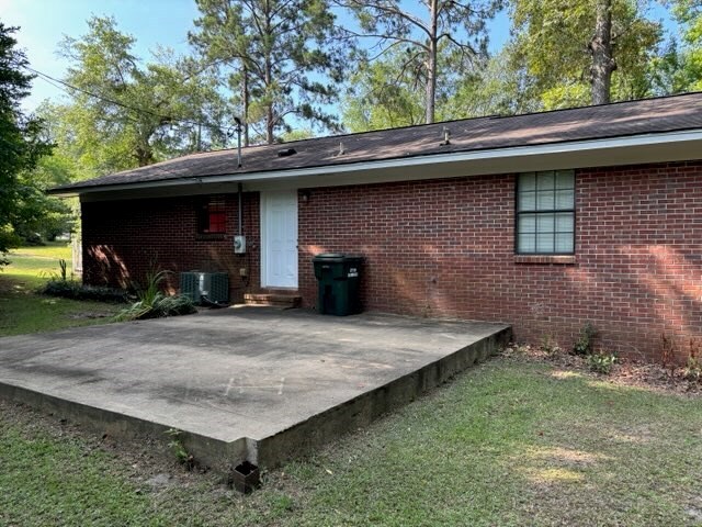 1351 Reynolds St, Bainbridge, GA 39817 - photo 4