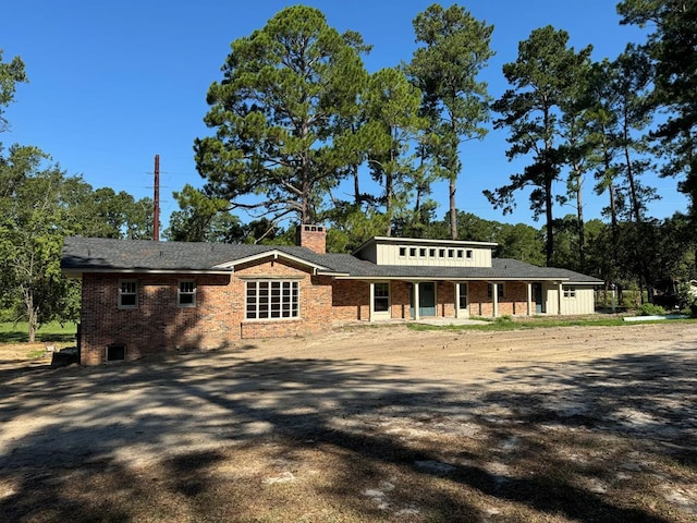 view of front of house