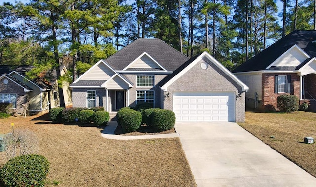 view of front facade with a garage