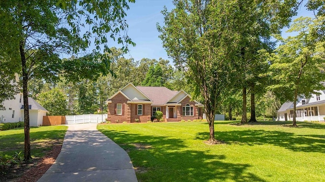 316 Bellingham Dr, Thomasville, GA 31792 - view of front facade with brick siding