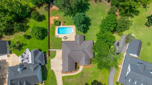 316 Bellingham Dr, Thomasville, GA 31792 - drone / aerial view of a pool