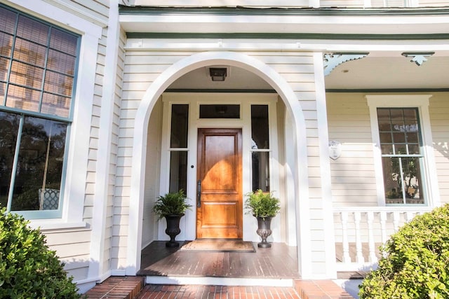 view of doorway to property