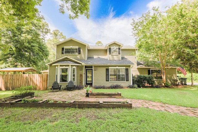 351 Plantation Ln, Thomasville, GA 31757 - traditional-style home featuring roof with shingles