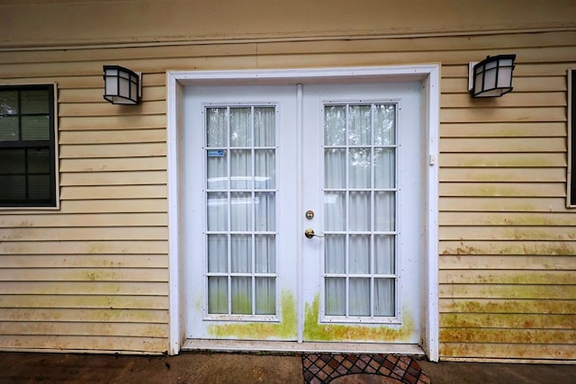 property entrance with french doors