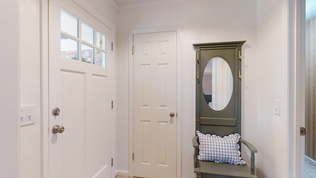 232 Cherokee Cir, Thomasville, GA 31757 - foyer entrance with baseboards