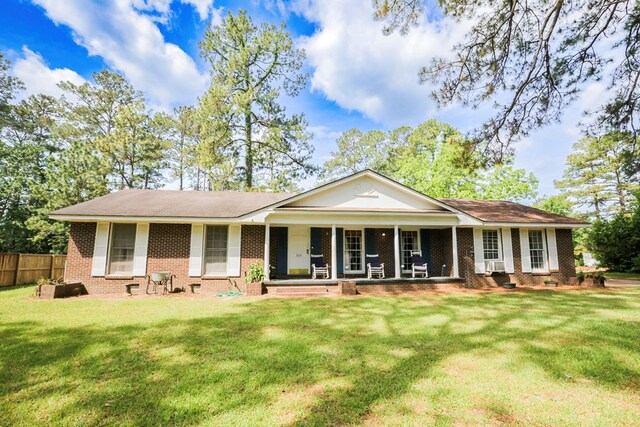 323 Dunedin Dr, Thomasville, GA 31792 - photo 2