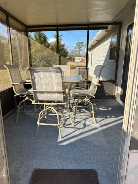 view of sunroom / solarium