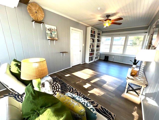 303 Glenwood Dr, Thomasville, GA 31792 - view of sunroom / solarium