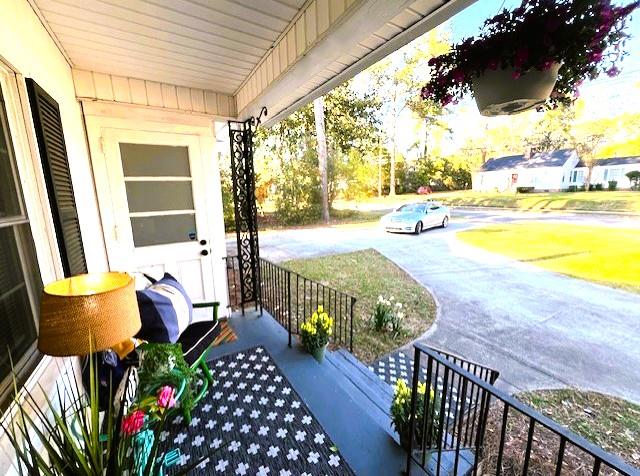 303 Glenwood Dr, Thomasville, GA 31792 - view of porch
