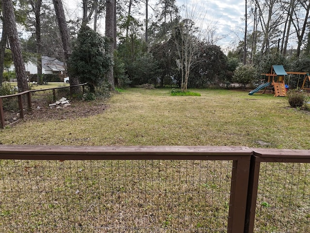 303 Glenwood Dr, Thomasville, GA 31792 - view of yard featuring a playground
