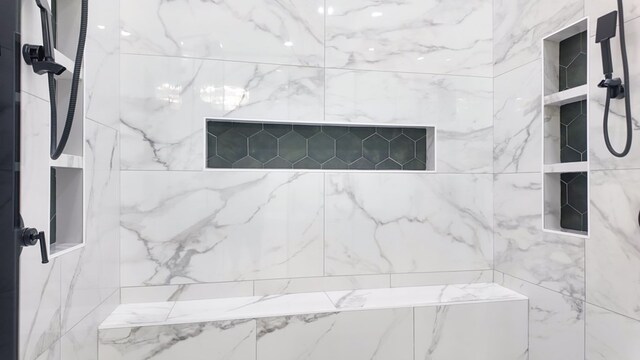 347 Madison Grv, Thomasville, GA 31757 - bathroom with a tile shower