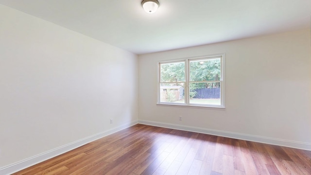 193 E Live Oak Cir, Thomasville, GA 31792 - spare room with wood finished floors and baseboards