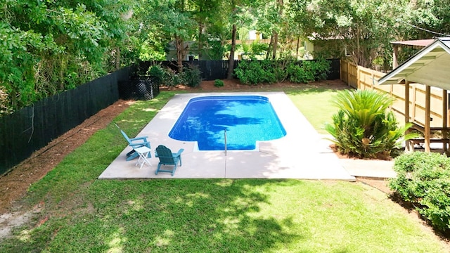 193 E Live Oak Cir, Thomasville, GA 31792 - view of pool featuring a fenced backyard and a patio