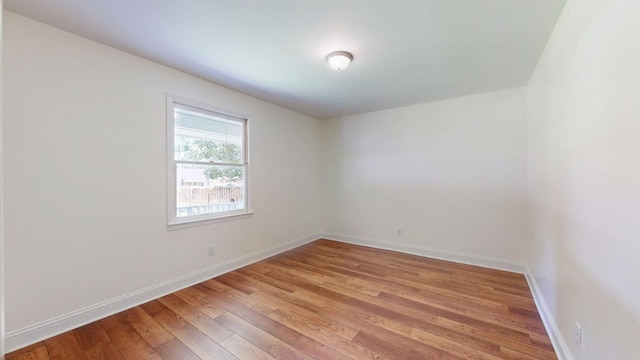 193 E Live Oak Cir, Thomasville, GA 31792 - unfurnished room featuring light wood finished floors and baseboards