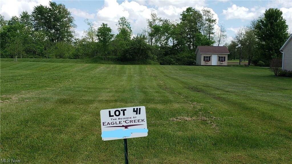 8430 Eagle Creek Dr, Garrettsville, OH 44231 - photo 2