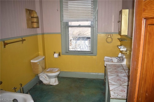 bathroom featuring toilet