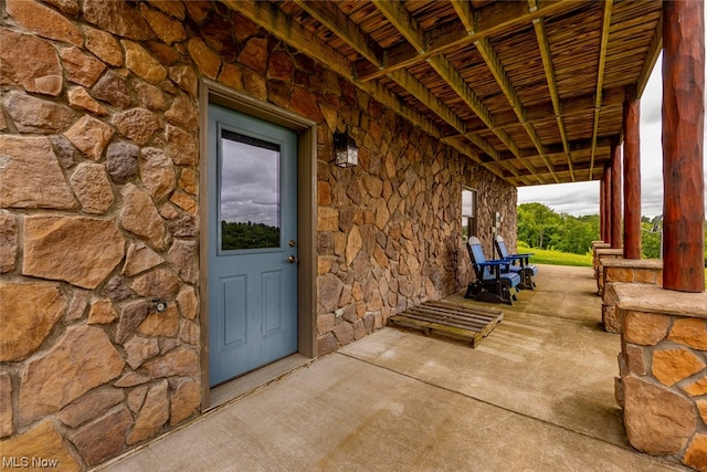 view of property entrance