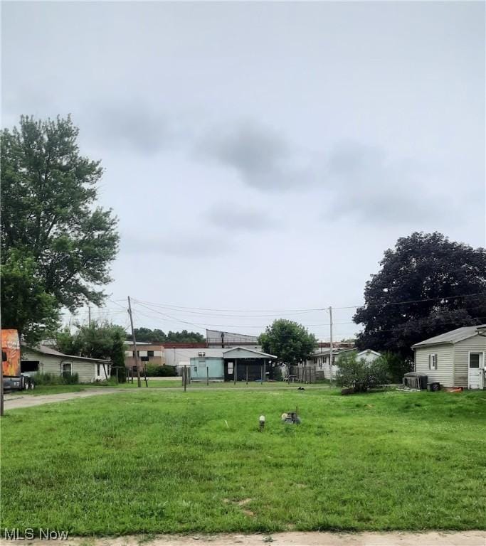 122 N 9th St, Byesville, OH 43723 - photo 1