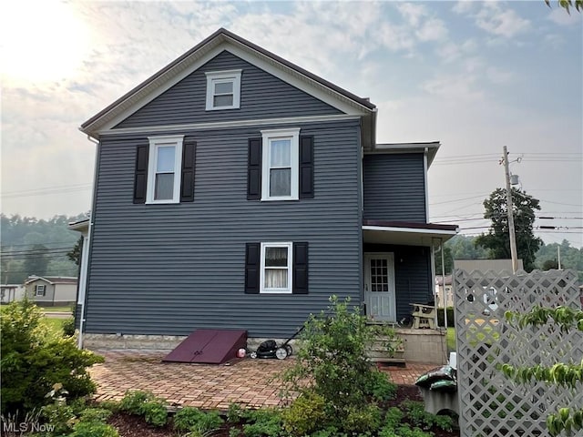 911 Grandview Ave, New Matamoras, OH 45767 - view of front of property with fence