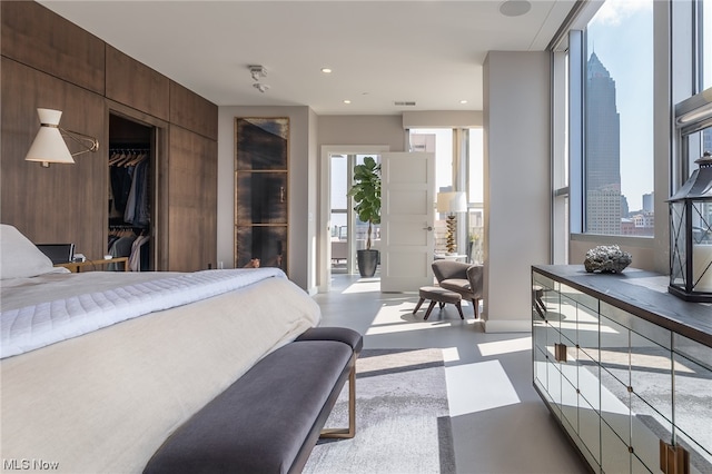 bedroom featuring a closet