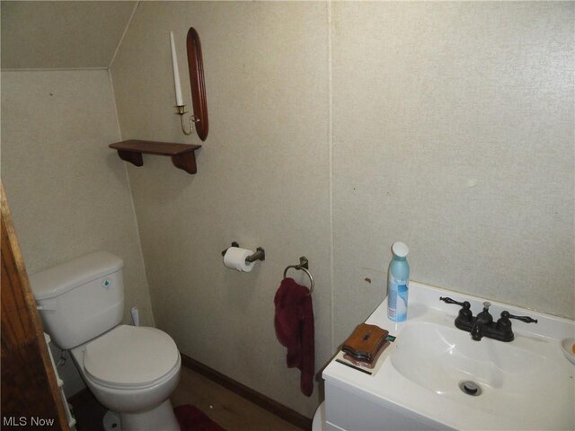315 Carolina Ave, Chester, WV 26034 - photo 6