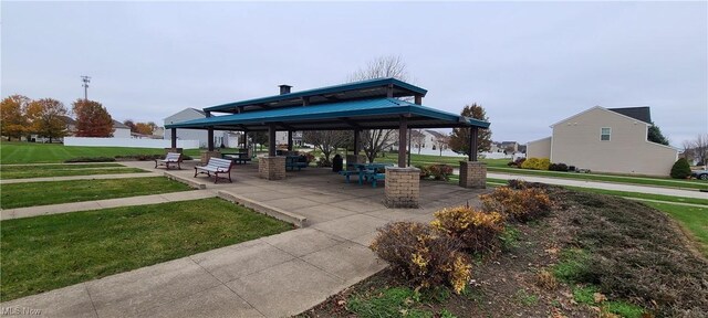 V/L Bishop Oval, Barberton, OH 44203 - photo 2