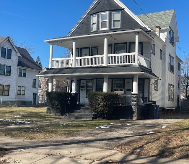 view of front of home featuring covered porch