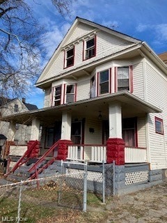 view of front of home